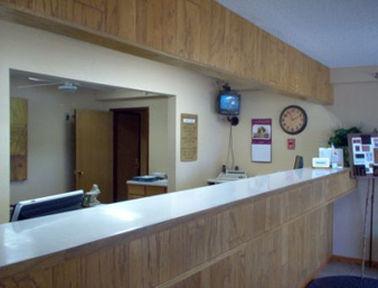 Super 8 By Wyndham Clive Ia Motel Interior photo